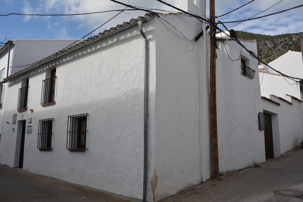 Gasthaus La Carrihuela Algodonales Exterior foto